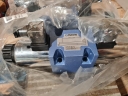 Гідророзподільник Ponar 4WE10 J 62/W110-RNZ4L трипозиційний чотирилінійний, cetop 5, ду=10 мм